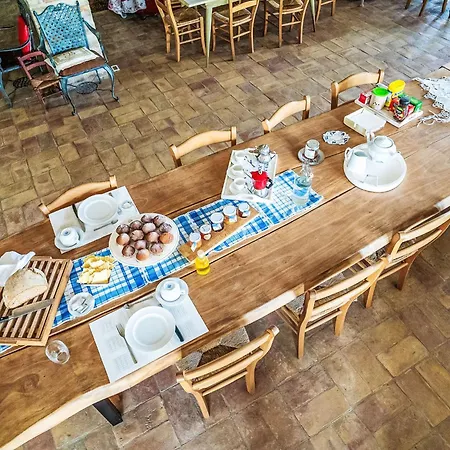 Grappolo Rosso By Interhome