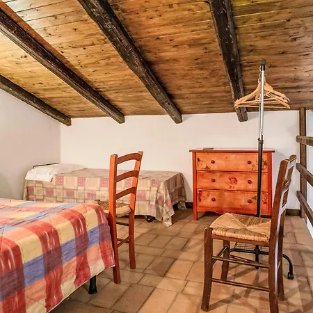 Grappolo Rosso By Interhome