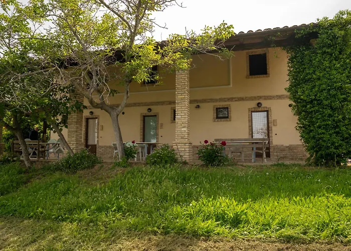 Grappolo Rosso By Interhome