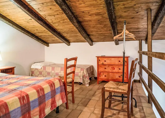 Grappolo Rosso By Interhome